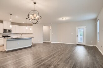 8258 Phantom Fld in San Antonio, TX - Building Photo - Building Photo