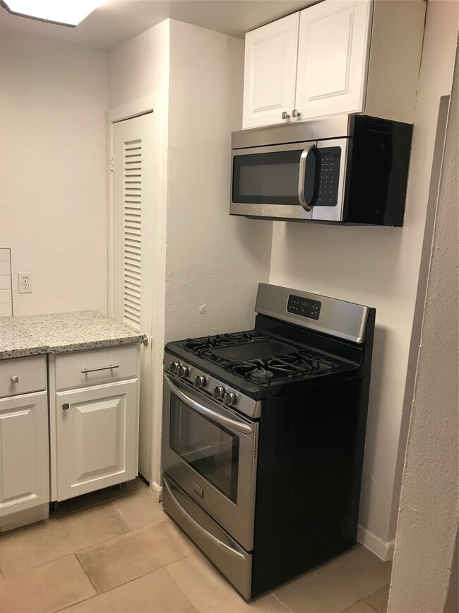 3603 Murworth Dr in Houston, TX - Foto de edificio - Building Photo