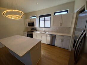 3215 Fairfax St in Eau Claire, WI - Building Photo - Building Photo