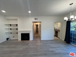 3261 Sawtelle Blvd in Los Angeles, CA - Building Photo - Building Photo