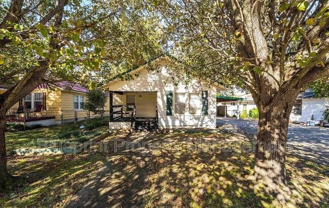 property at 521 20th St S