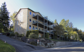 910 20th St Apartments