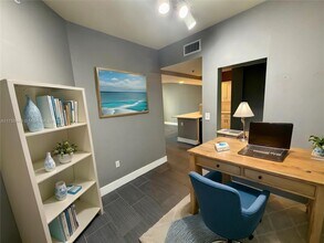 100 N Federal Hwy in Fort Lauderdale, FL - Building Photo - Building Photo