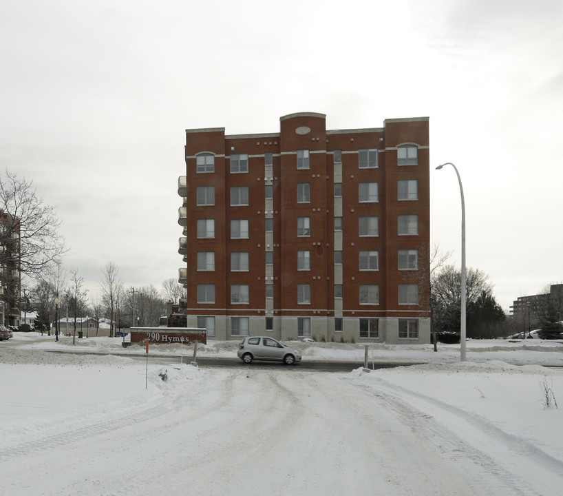 290 Hymus in Pointe-claire, QC - Building Photo