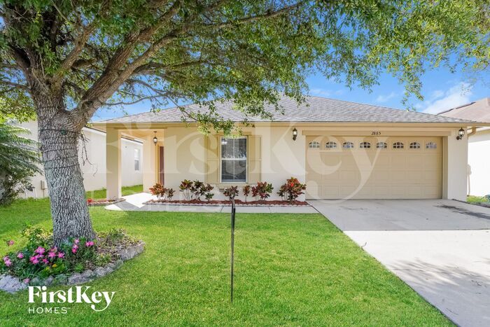 2885 Paynes Prairie Cir in Kissimmee, FL - Foto de edificio
