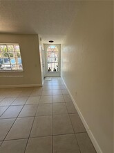 6916 NW 166th Terrace in Hialeah, FL - Building Photo - Building Photo