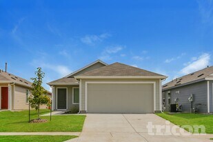 911 Ponderosa Ln in Princeton, TX - Building Photo