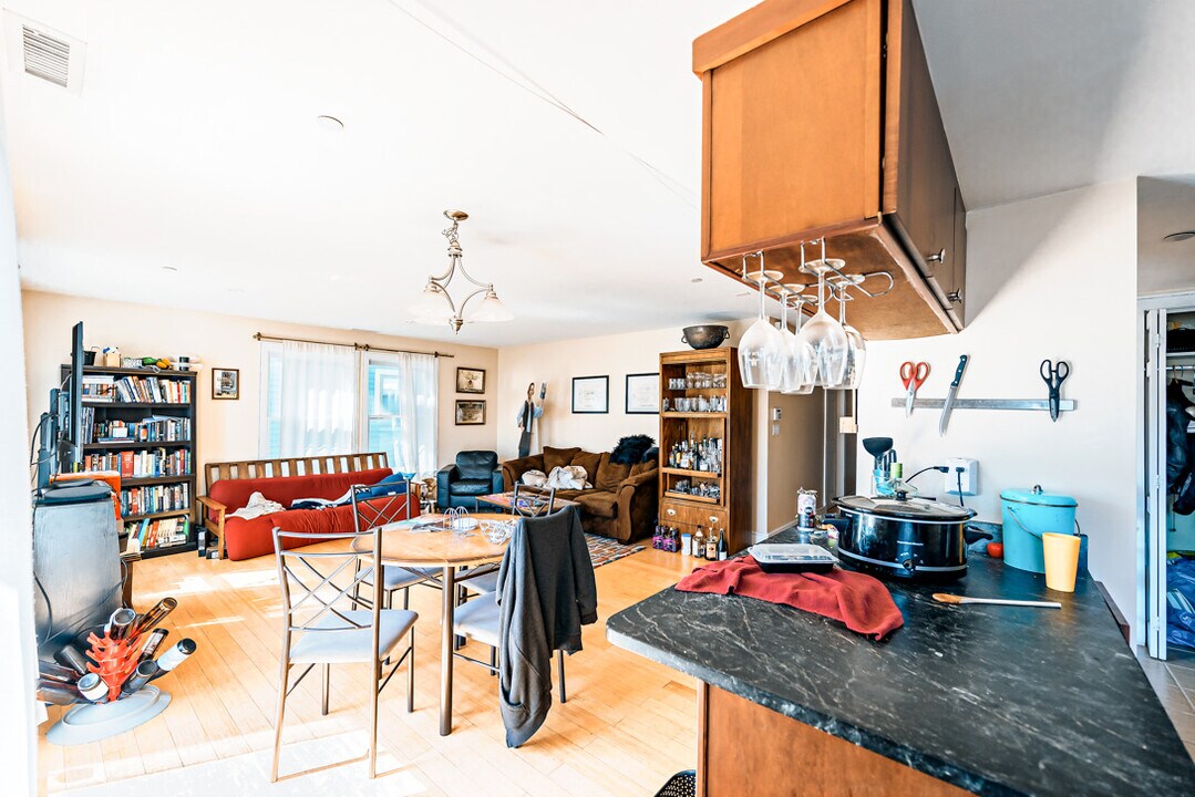 2 Boylston St in Boston, MA - Building Photo