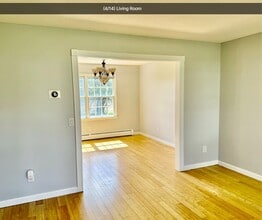35 Heritage Dr in South Windsor, CT - Building Photo - Building Photo