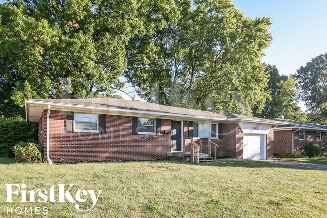 5920 Schoolwood Dr in Speedway, IN - Foto de edificio - Building Photo