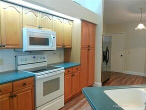 2735 Jennifer Dr in Lakeland, FL - Building Photo - Building Photo