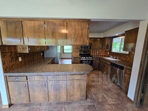 6104 S Stone St in Spokane, WA - Building Photo - Building Photo