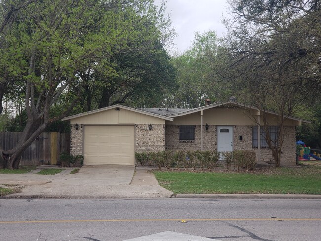 property at 1403 Trimmier Rd