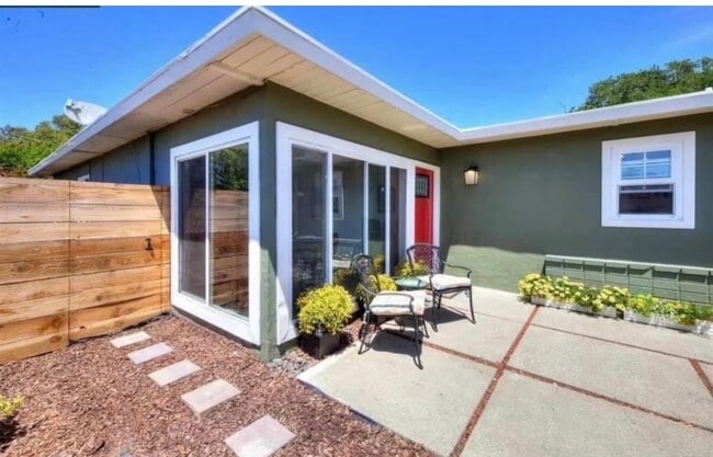 2839 Moyers Rd in Richmond, CA - Building Photo - Building Photo