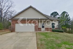 295 Elm Way, Unit 727 in Lincoln, AL - Building Photo