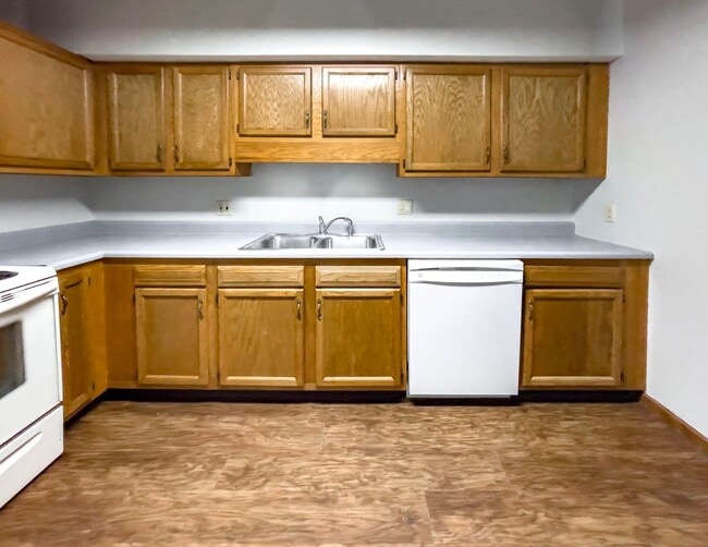 2015 W Godman Ave in Muncie, IN - Building Photo - Building Photo