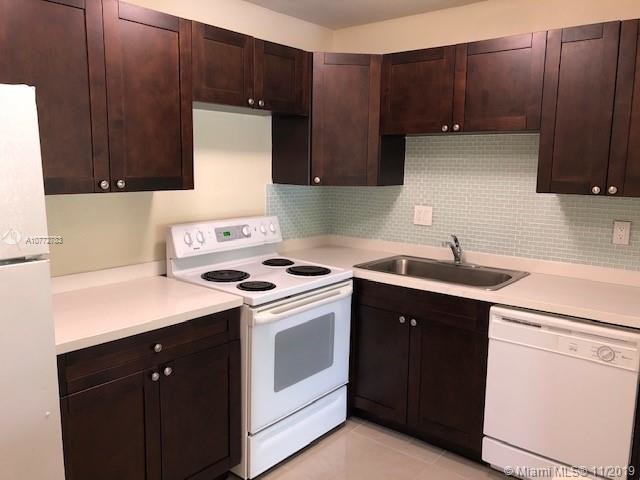 4000 NW 81st Ave-Unit -4 in Coral Springs, FL - Building Photo - Building Photo