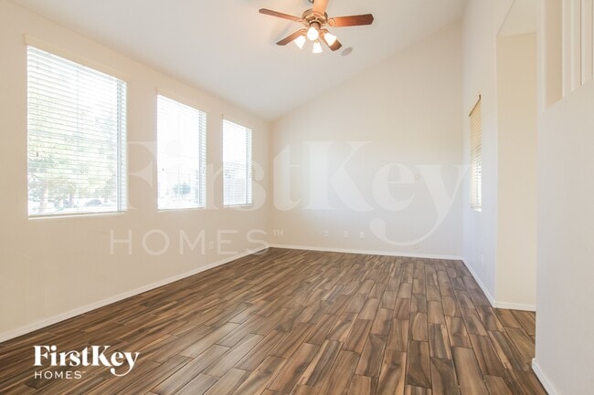 4151 E Oakland St, Unit 8-204 in Gilbert, AZ - Building Photo - Building Photo