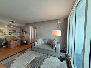 500 NE 29th St, Unit 503 in Miami, FL - Building Photo - Building Photo
