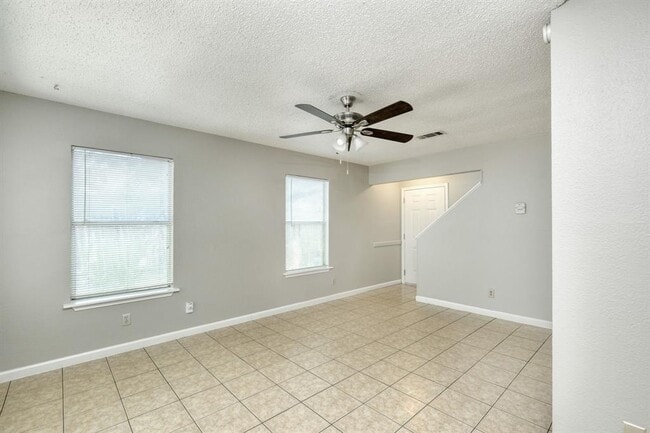6904 Deep Cir in Austin, TX - Building Photo - Building Photo