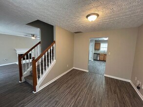 7169 Bowie Dr in Stonecrest, GA - Building Photo - Building Photo