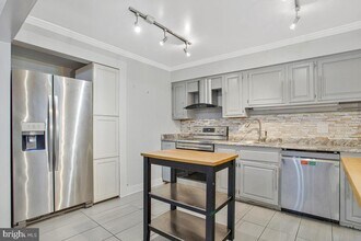 6162 40 Winks Way in Columbia, MD - Building Photo - Building Photo