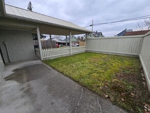 408-410 Warner St in Sedro Woolley, WA - Building Photo - Building Photo