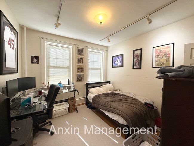 313 Allston St, Unit #1 in Boston, MA - Building Photo - Building Photo