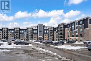 630 Sauve St in Milton, ON - Building Photo