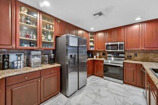 3370 Turtle Cove in West Palm Beach, FL - Building Photo