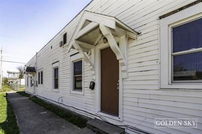 property at 1807 H Ave