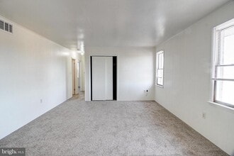 1 Welty Ave in Emmitsburg, MD - Building Photo - Building Photo