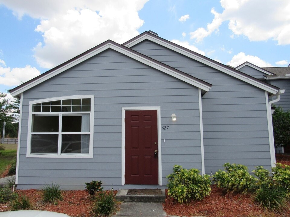 627 Orchid Dr-Unit -LO in Davenport, FL - Foto de edificio