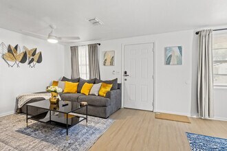 3721 E Clifton St in Tampa, FL - Building Photo - Building Photo