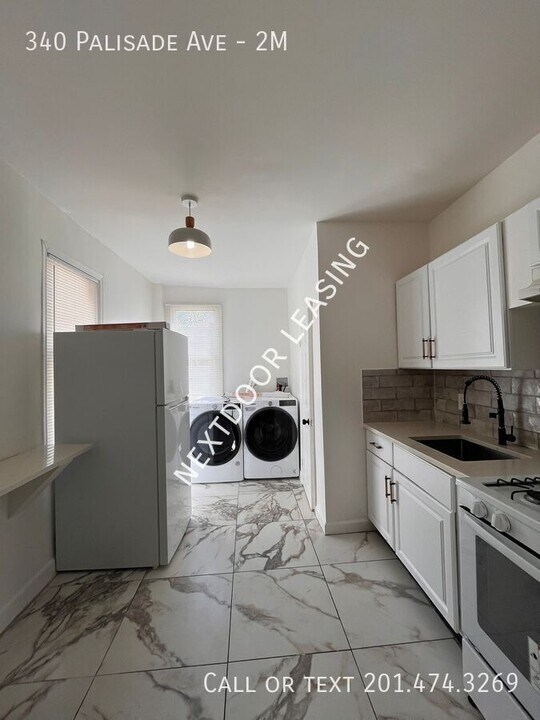 340 Palisade Ave in Jersey City, NJ - Building Photo