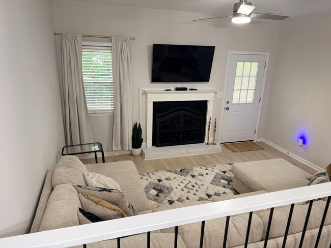 property at 808 Kendall Dr