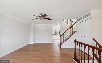 39 Badger Gate Ct in Catonsville, MD - Foto de edificio - Building Photo