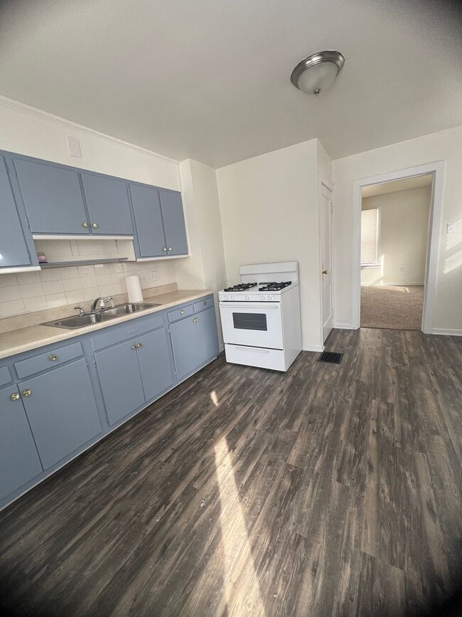 property at 622 Cranberry St