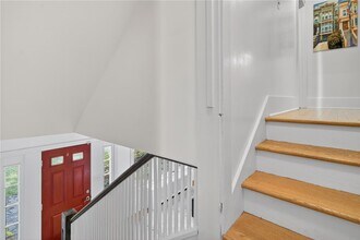 204 Roat St in Ithaca, NY - Building Photo - Building Photo