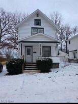 448 Keenan Ave in Cuyahoga Falls, OH - Building Photo