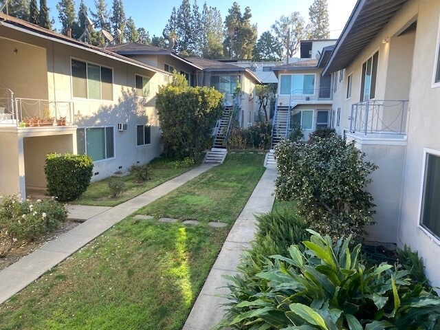 238 Fair Oaks Ave in South Pasadena, CA - Building Photo