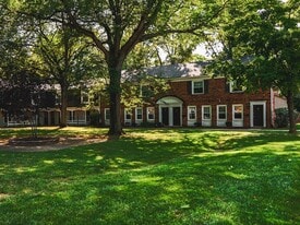 Georgetown of Kettering in Dayton, OH - Building Photo