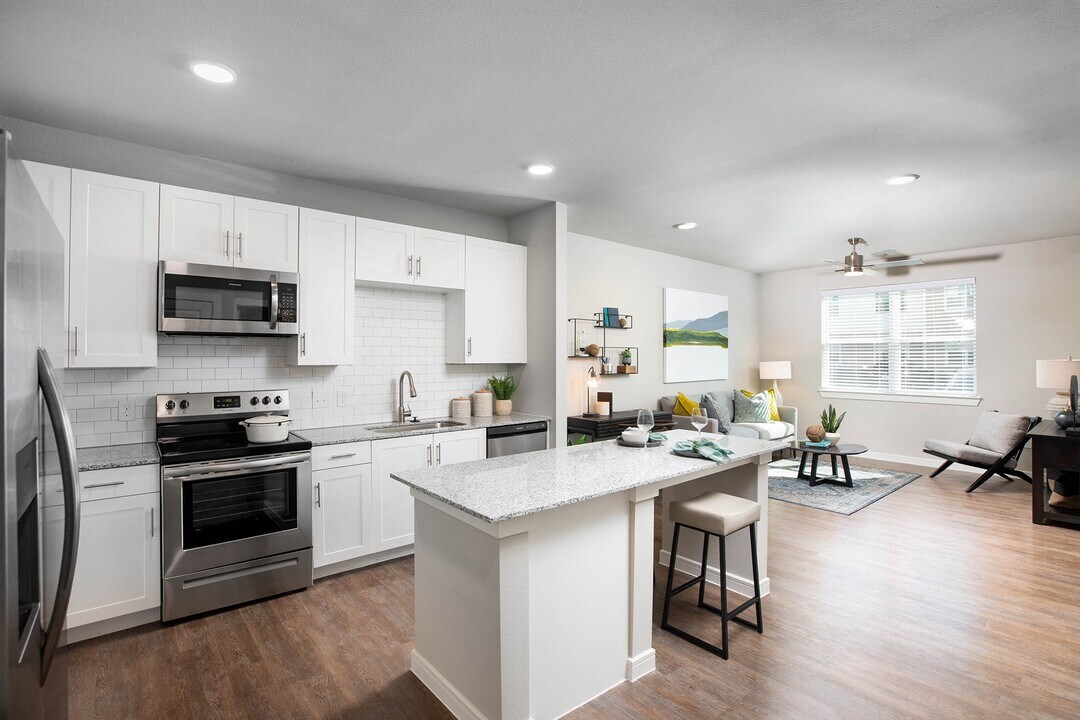 55 Fifty at Northwest Crossing in Houston, TX - Foto de edificio