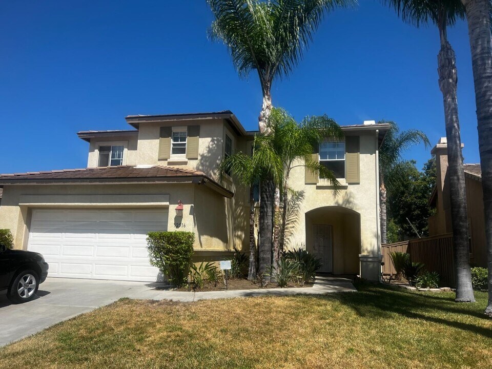32516 Guevara Dr in Temecula, CA - Building Photo