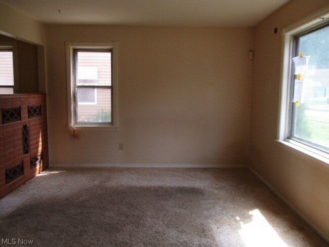 23319 Williams Ave in Euclid, OH - Building Photo - Building Photo