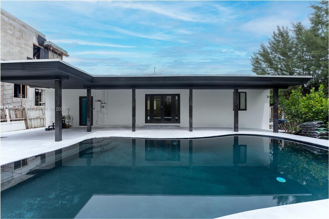 4144 Alton Rd in Miami Beach, FL - Building Photo