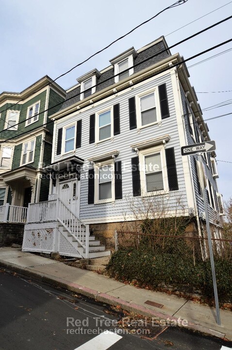 1 Alleghany St, Unit 1 in Boston, MA - Foto de edificio