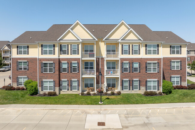 Flats at 146 in Noblesville, IN - Foto de edificio - Building Photo