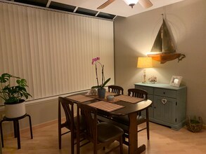 16419 Spruce Way, Unit G1 in Lynnwood, WA - Building Photo - Building Photo