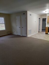 268 Lindsay Dr, Unit 3 photo'